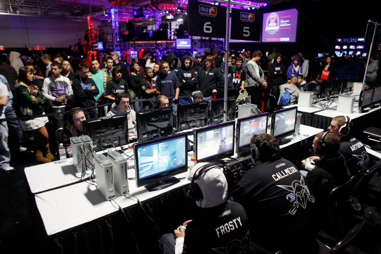 Activision may get an unexpected earnings boost from the hot esports trend