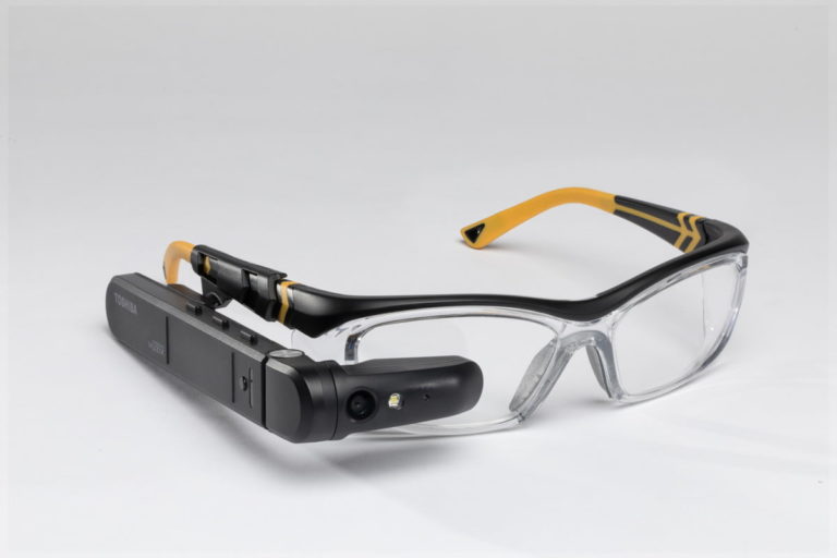 Can Toshiba’s dynaEdge AR glasses succeed where others have failed?