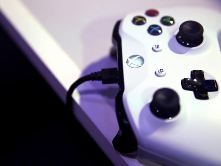 HACKERS CAN NOW EARN $20,000 BY FINDING SECURITY BUGS IN XBOX LIVE