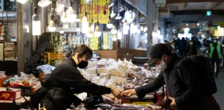 Asia markets mixed as investors assess a slew of economic data; Hong Kong gains over 2%