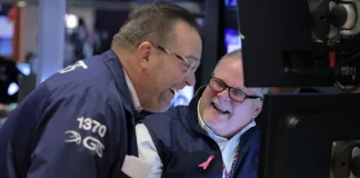 Dow closes 300 points higher in Friday rebound, but registers worst week in 2024: Live updates