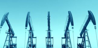 Oil Prices Start the Week With a Loss as Demand Concerns Grow