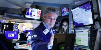 Stock futures rise slightly with S&P 500, Nasdaq on six-day losing streak