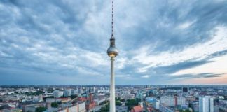 Ex-N26 staffers raise €35m for embedded finance startup