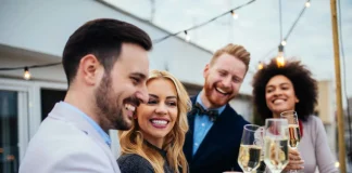 8 Things the Rich Spend Money on That Poor and Middle Class People Don’t