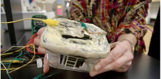 This device gathers, stores electricity in remote settings