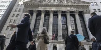 Stock trade settlement moves to single day as GameStop mania underscores need for faster transactions