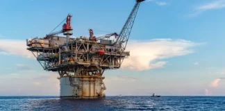 Crude oil posts third straight weekly loss as supply and demand weigh on market