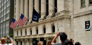 How investors can stay protected with emerging market opportunities