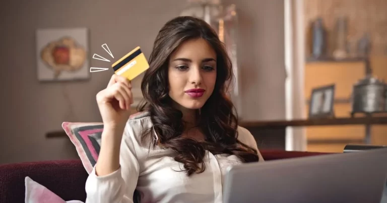 5 ways to use your credit cards more responsibly in 2025