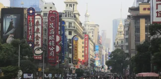 Asia-Pacific markets trade mixed as investors digest Trump-Xi call