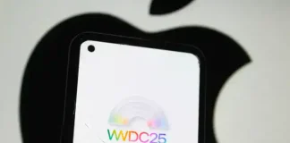 Apple Faces Mounting Challenges as Stock Slumps