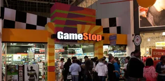 GameStop stock plummets as company announces $1.75 billion debt offering amid bitcoin push