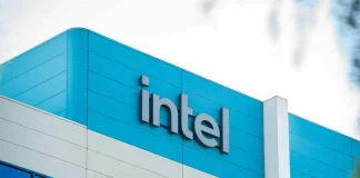 S&P 500 Gains and Losses Today: Deckers Stock Jumps as Global Footprint Grows; Intel Shares Sink