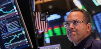 Dow, S&P 500, Nasdaq retreat as Trump reignites trade tensions with flurry of letters, August deadline