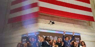 Bullish makes crypto IPO history, then tanks