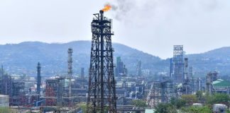 Oil gains as US-China tariff pause extension boosts trade hopes