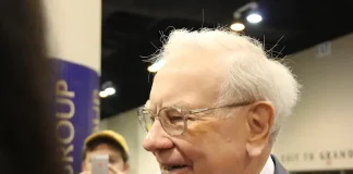 Warren Buffett Just Sold $4 Billion of Apple Stock. He Used $1.5 Billion of the Money to Buy This Beaten-Down Stock.