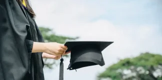 America’s job market is cooling, and the youngest workers are feeling it most