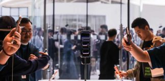 Apple’s iPhone 17 launch draws hundreds in long queue at its Beijing store