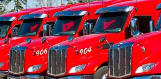 Trump announces a 25% tariff on trucks and a 30% tariff on furniture