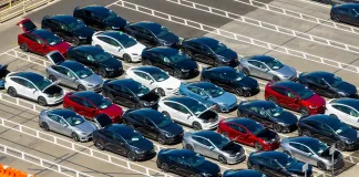 Tesla reports blowout Q3 deliveries as buyers plow in before federal tax credit expires