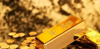 Silver Powers on Near Record as London Market Squeeze Worsens