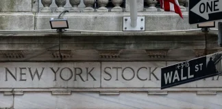 Nasdaq Notches First Monthly Loss Since March as Dow, S&P 500 Make Gains