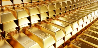 Gold clinches fourth straight monthly gain, closes in on record high as markets solidify rate cut bets