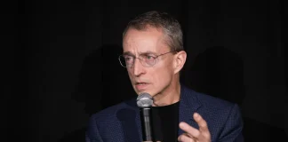 Pat Gelsinger wants to save Moore’s Law, with a little help from the Feds