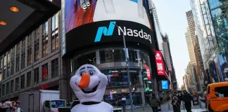 Finance pros sound off on the pros and cons of Nasdaq’s push for round-the-clock stock trading