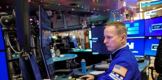 US money market funds see large inflows ahead of Fed decision