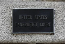 Bankrupt Genesis Health picks insider bid for its nursing homes