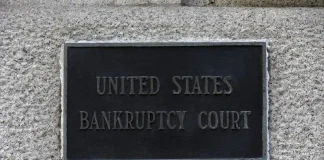 Bankrupt Genesis Health picks insider bid for its nursing homes