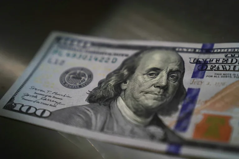 Credit Markets Rev Up After $61 Billion of Deals in One Day