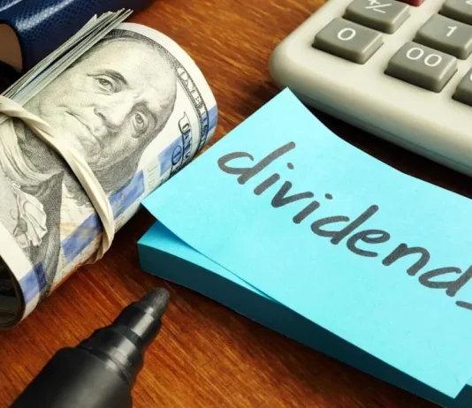 This Dividend Stock Reports Q4 Earnings on February 20. Is It a Buy, Sell, or Hold?