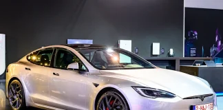 Tesla just made it clear: It’s no longer a car company