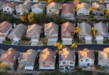 Mortgage rates climb to 6.11% as Iran war roils markets