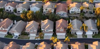 Mortgage rates climb to 6.11% as Iran war roils markets