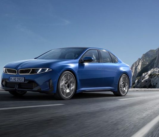 BMW’s new i3 EV takes on Tesla with 440-mile range