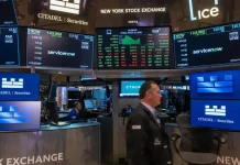Stock market today: Dow, S&P 500, Nasdaq futures inch down after stocks bounce back amid 3-week losing streak