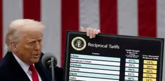 Democratic lawmakers urge retail, shipper CEOs to pass Trump tariff refunds to consumers