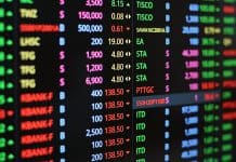 Stock market today: Dow, S&P 500, Nasdaq futures slide after Trump orders Hormuz blockade against Iran