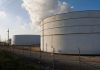 Oil Extends Gain as Peace Negotiations Between US and Iran Stall