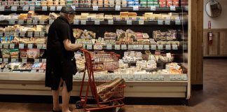 Social Security 2027 COLA estimate rises, thanks to soaring inflation