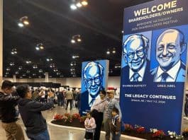 Crowd shrinks as Berkshire Hathaway’s new CEO leads the annual meeting for the first time Saturday