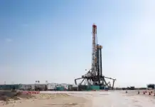 OPEC+ Agrees Symbolic Quota Hike as UAE Touts Oil Investment