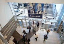 Berkshire Investors Praise Greg Abel at Post-Buffett Meeting